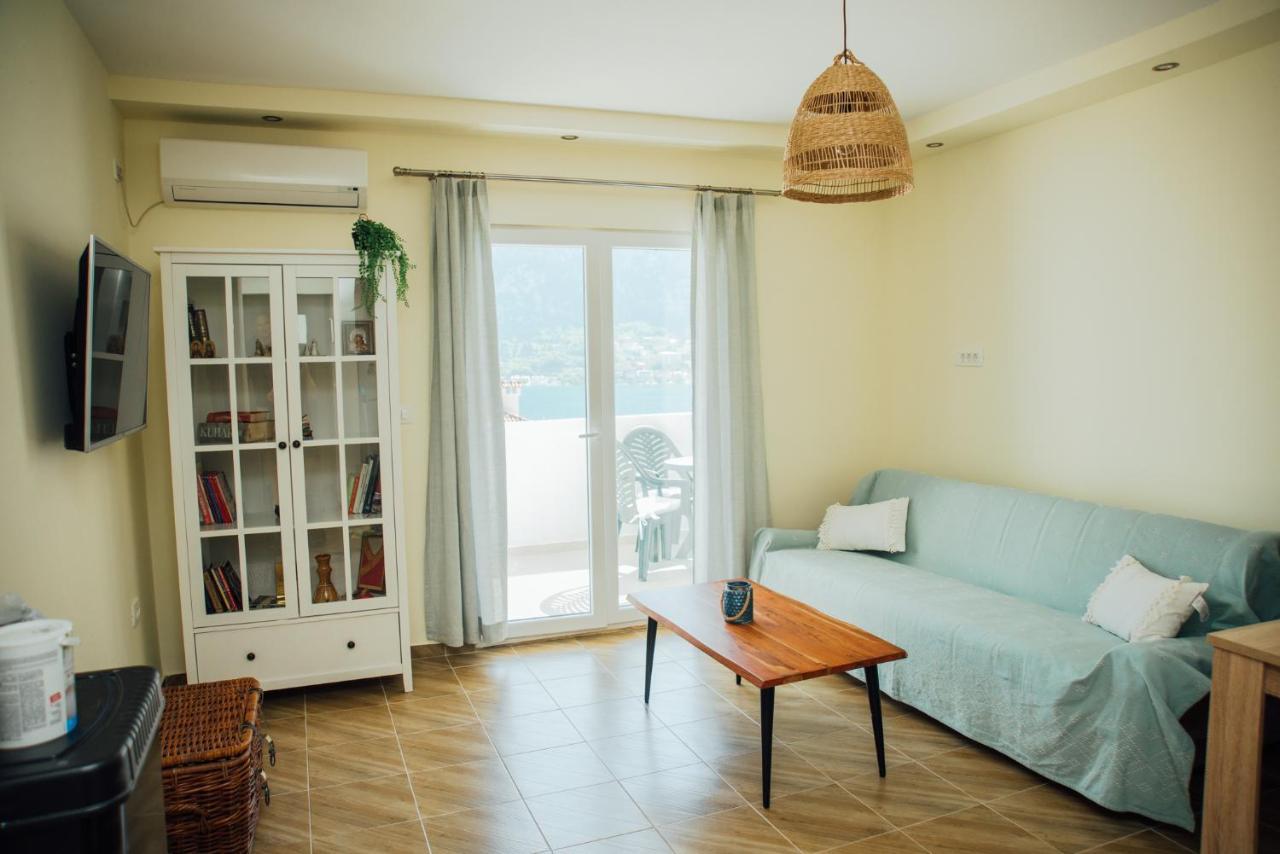 Two Bedroom Apartment With Sea View Kotor Zewnętrze zdjęcie